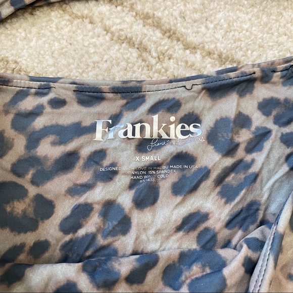 Frankie’s Leopard Print Set - Picture 4 of 4